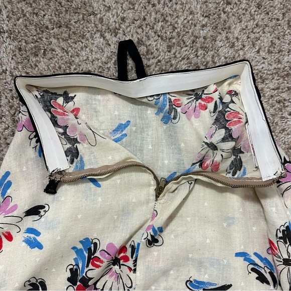 Vintage 1970’s faux wrap floral skirt - Picture 7 of 11